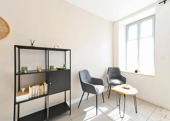 شقة La Serenade Des Mauges Charme Nature Detente Montfaucon-Montigne